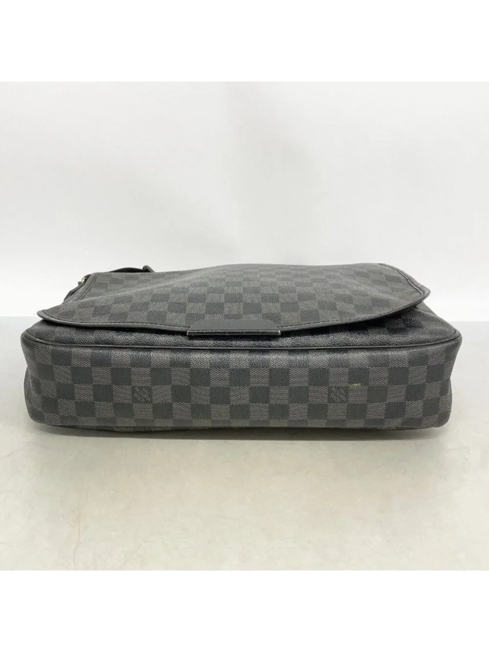 Louis Vuitton Shoulder Bag Damier Graphite Daniel MM Black Gray